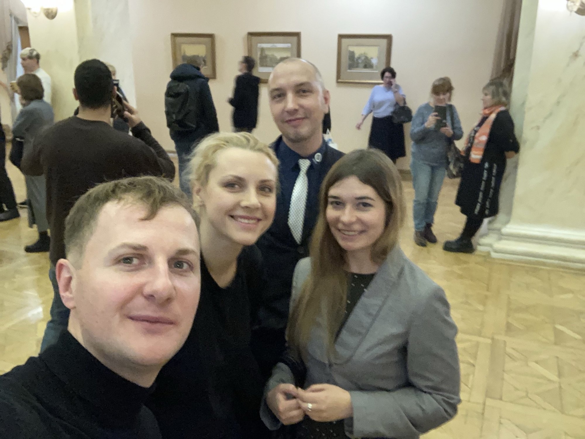 Молодежь подворья посетила постановку "Лавр" в Театре Российской Армии Молодежь подворья посетила постановку "Лавр" в Театре Российской Армии